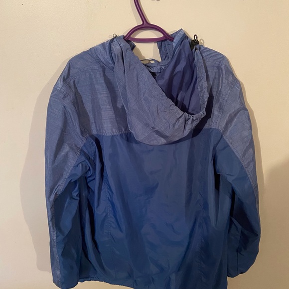 10/10 - Picture 1 of 2